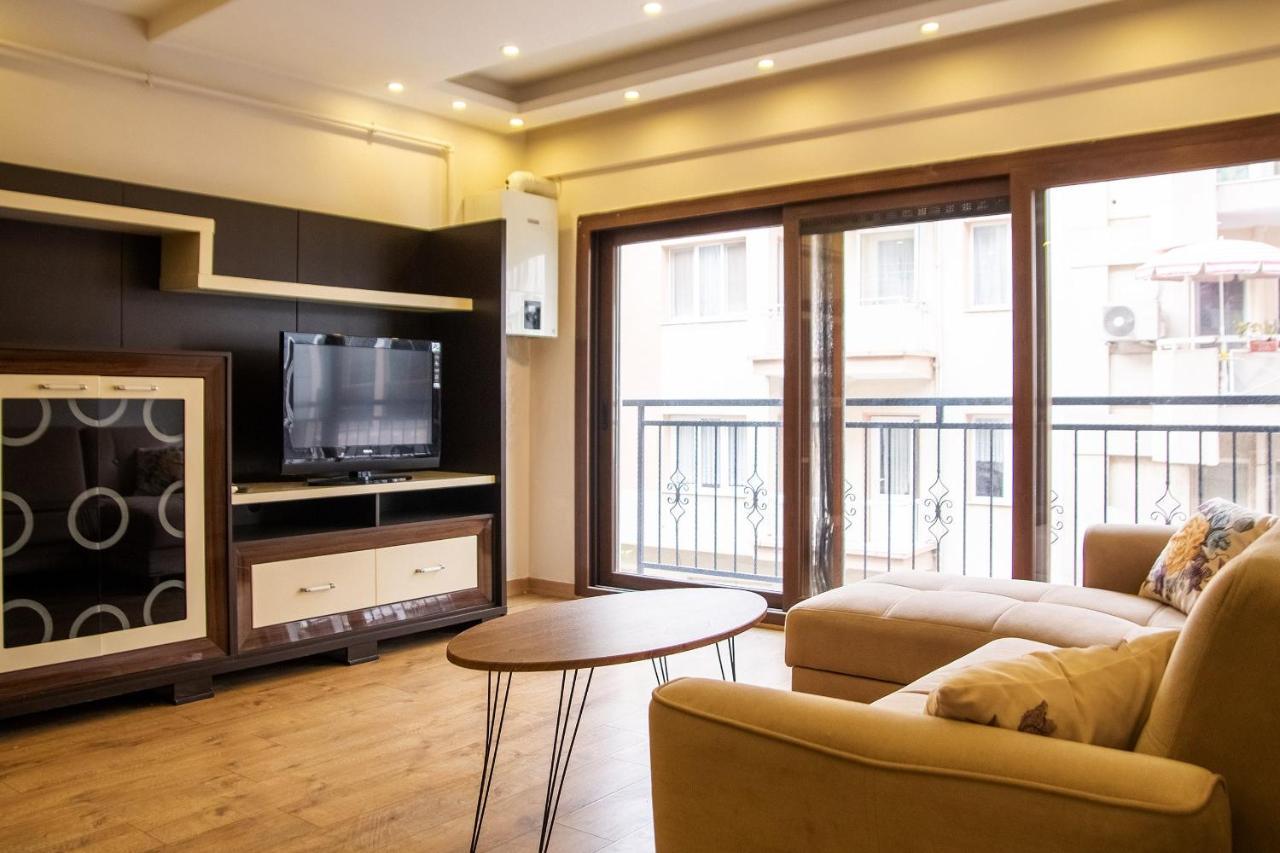 Cozy And Near Shore And Trendy Attractions In Karsiyaka, Appartamento *